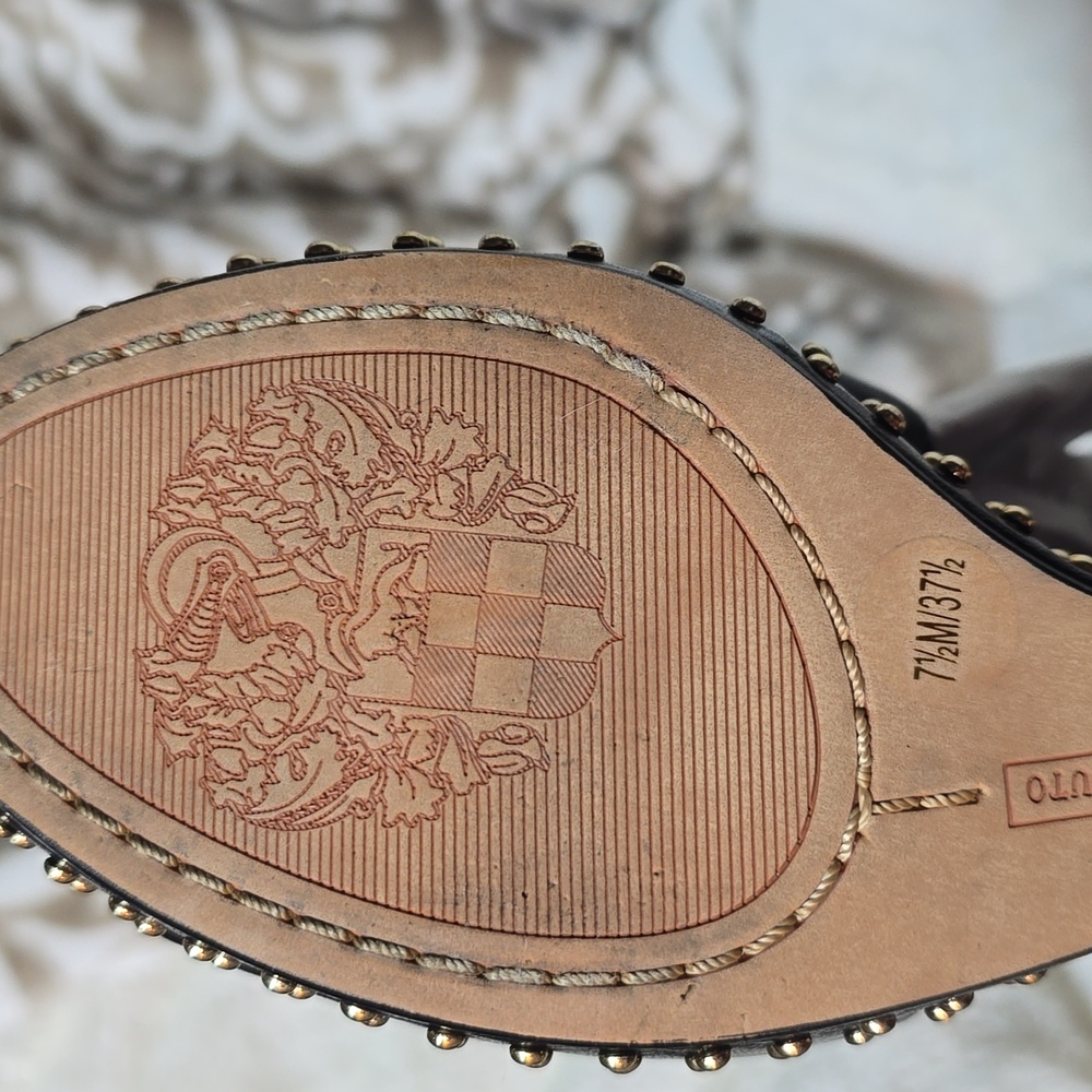 Vince Camuto Waylin3 Studded Platforms - Picture 9 of 11
